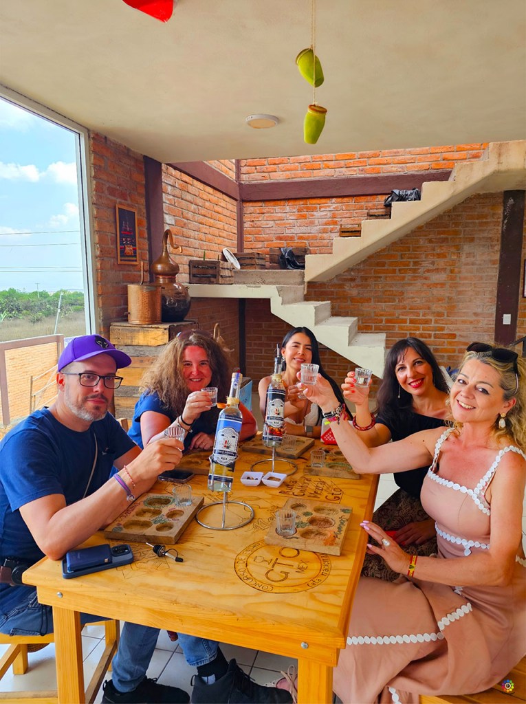 Descubre "La ciudad de las ranas", el Pueblo Mágico de Guanajuato, México, en el que se detuvo el tiempo. 